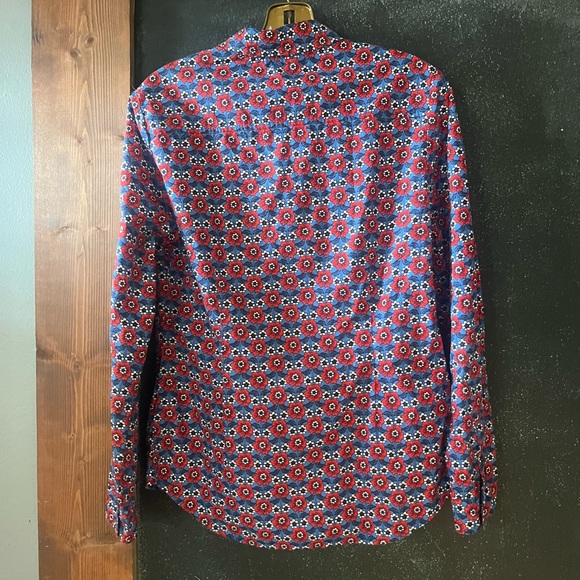 Boden Red and Blue Floral Button-Down Shirt size 6 euc - Picture 4 of 4